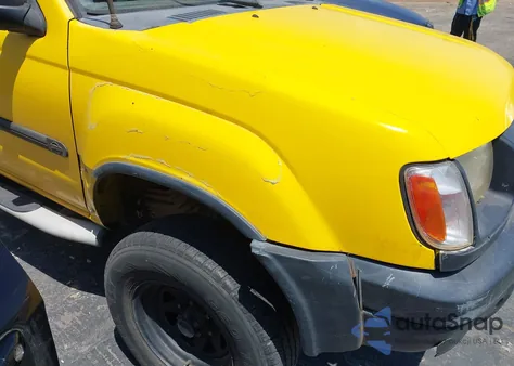 2001 Nissan Xterra Se z USA, uszkodzony, nr VIN 5N1ED28Y21C556824